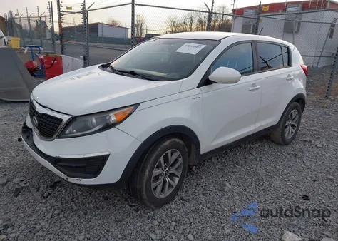 2015 Kia Sportage Lx z USA, uszkodzony, nr VIN KNDPBCAC6F7741627